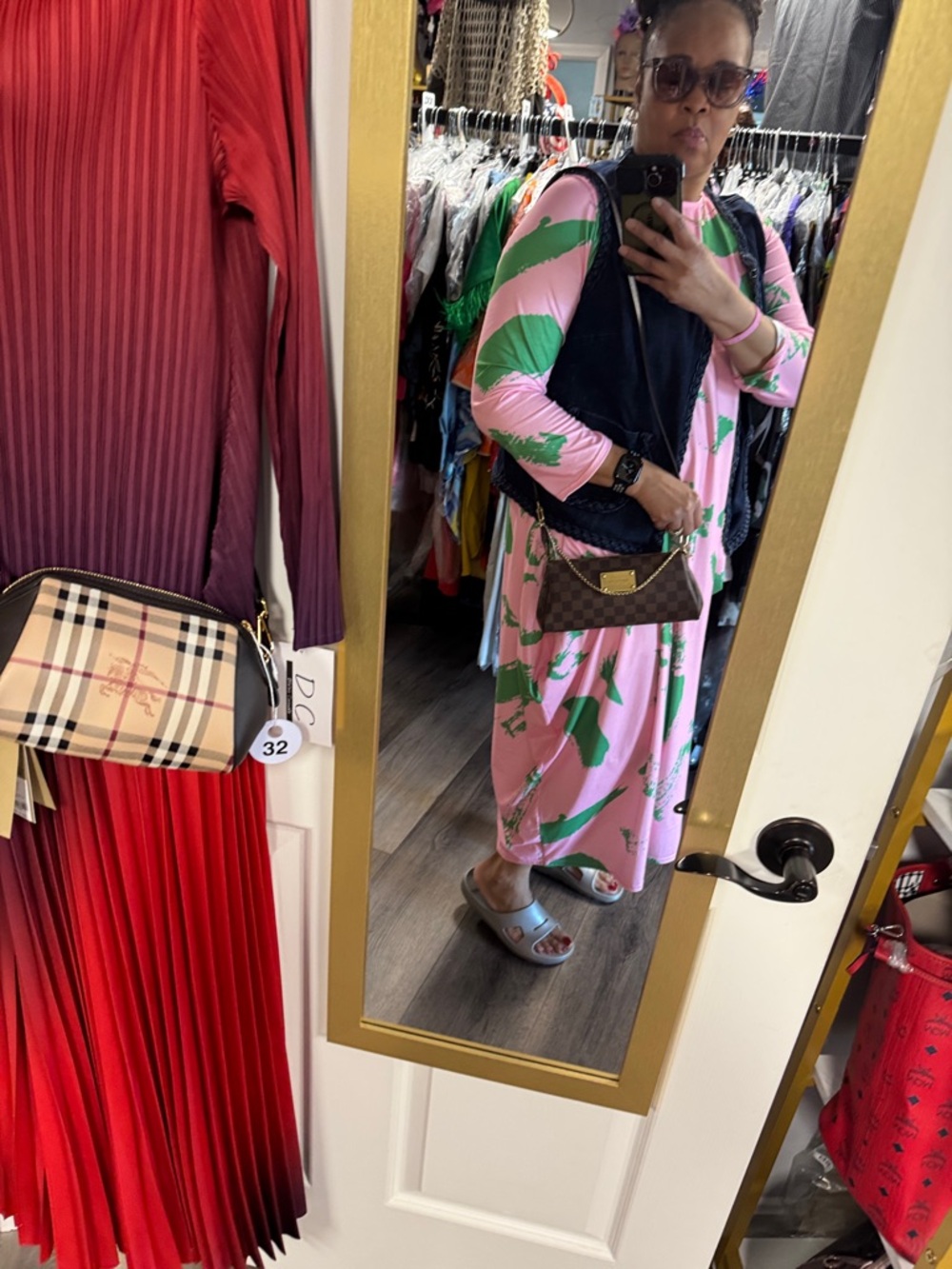 Louis Vuitton Brown Damier Ebene Gold-Trim Chain Pochette - Picture 9 of 15